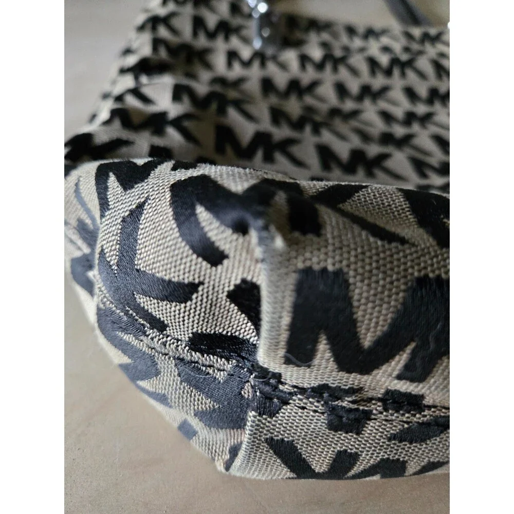 Michael Kors Signature Jacquard Canvas Bag Jet Set Shoulder Tote